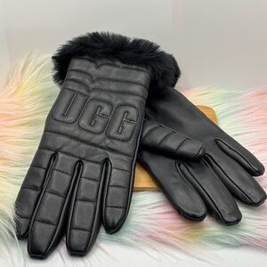 UGG Quilted Black Gloves